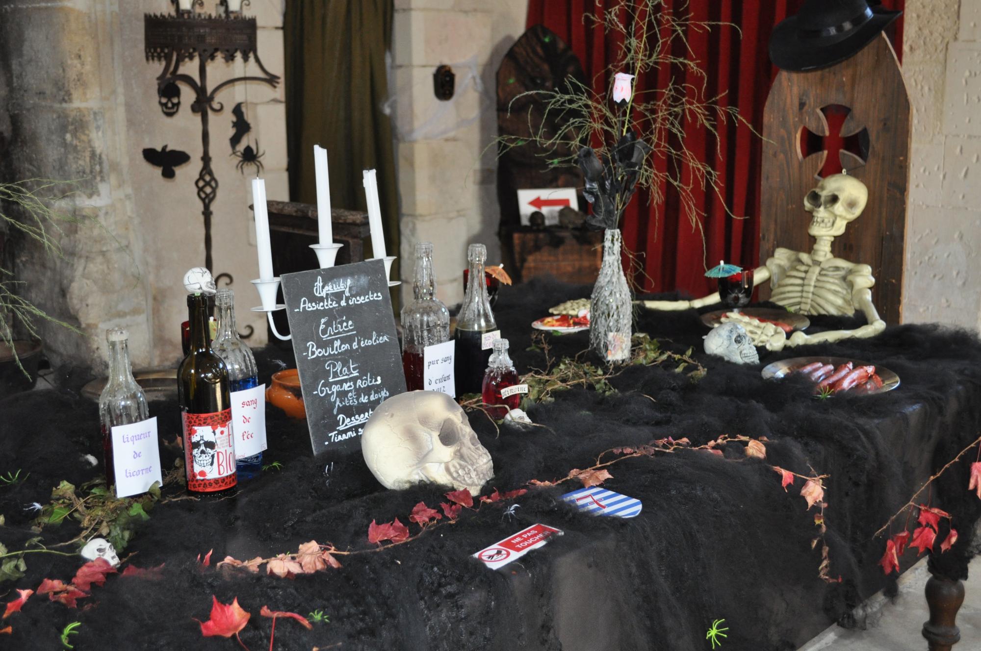 Halloween at fairy Mélusine castle,  Rochefort, Royan, Fouras, Saintes, La Rochelle, Ile d'Oléron, Aix in Charente Maritime.